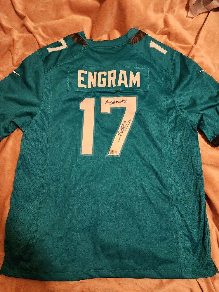 EVAN ENGRAM XL NIKE AUTO WITH COA