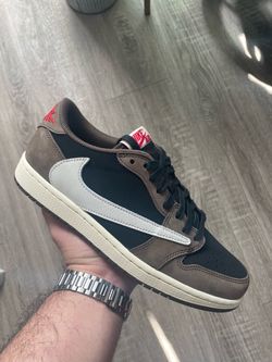 Jordan 1 Low OG Mocha Travis(8.5US)