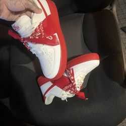 Custom forces Sz 9.5