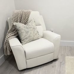 40.2" Wide Microfiber Upholstered Power Recliner with USB Port, Wall Reclining Chair