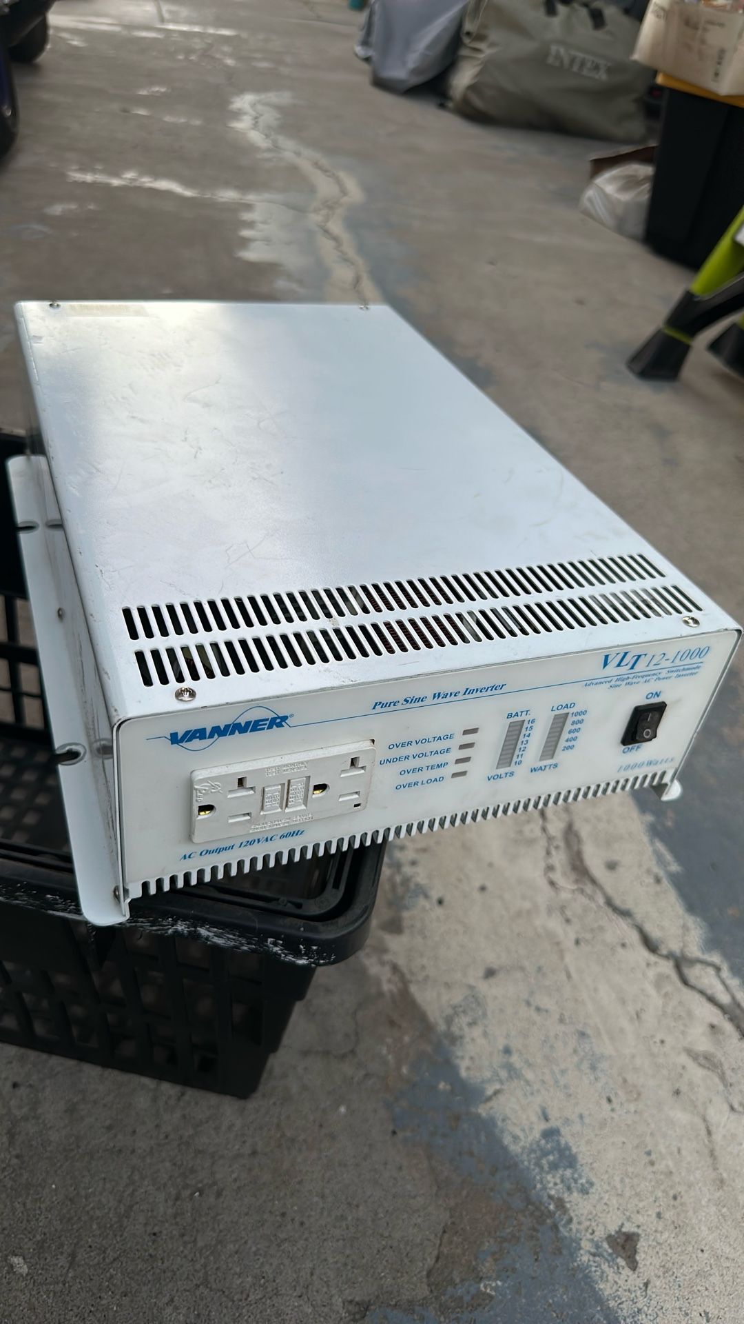 VANNER Inverter 1000 Watts