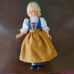 Vintage Doll - Eyes Open And Close