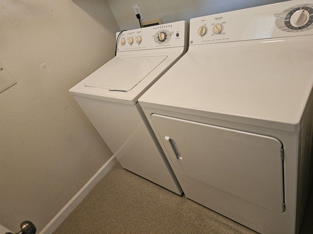 washer and dryer set