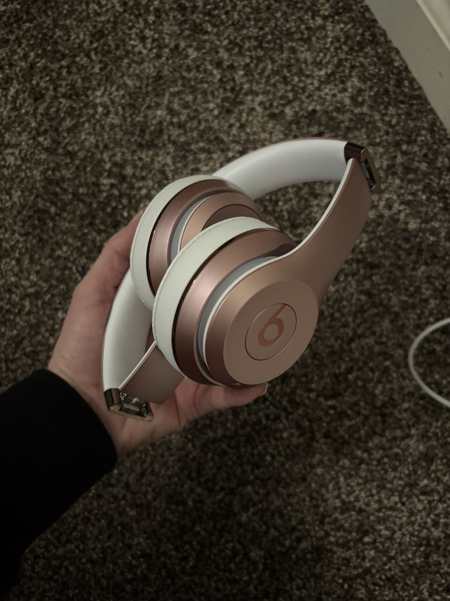 Beats solo 3 wireless headphones with cases