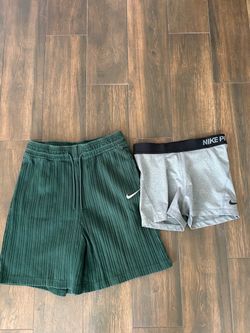 Nike short