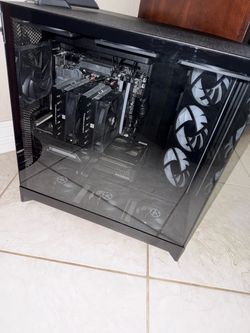 High-End Gaming PC – Ryzen 7 9850X3D / RX 9070 XT / 32GB DDR5 / 2TB SSD
