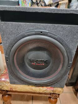 DB Drive WDX15 g2.4 15" subwoofer 1,250 watts Rms works excellent condition cash only