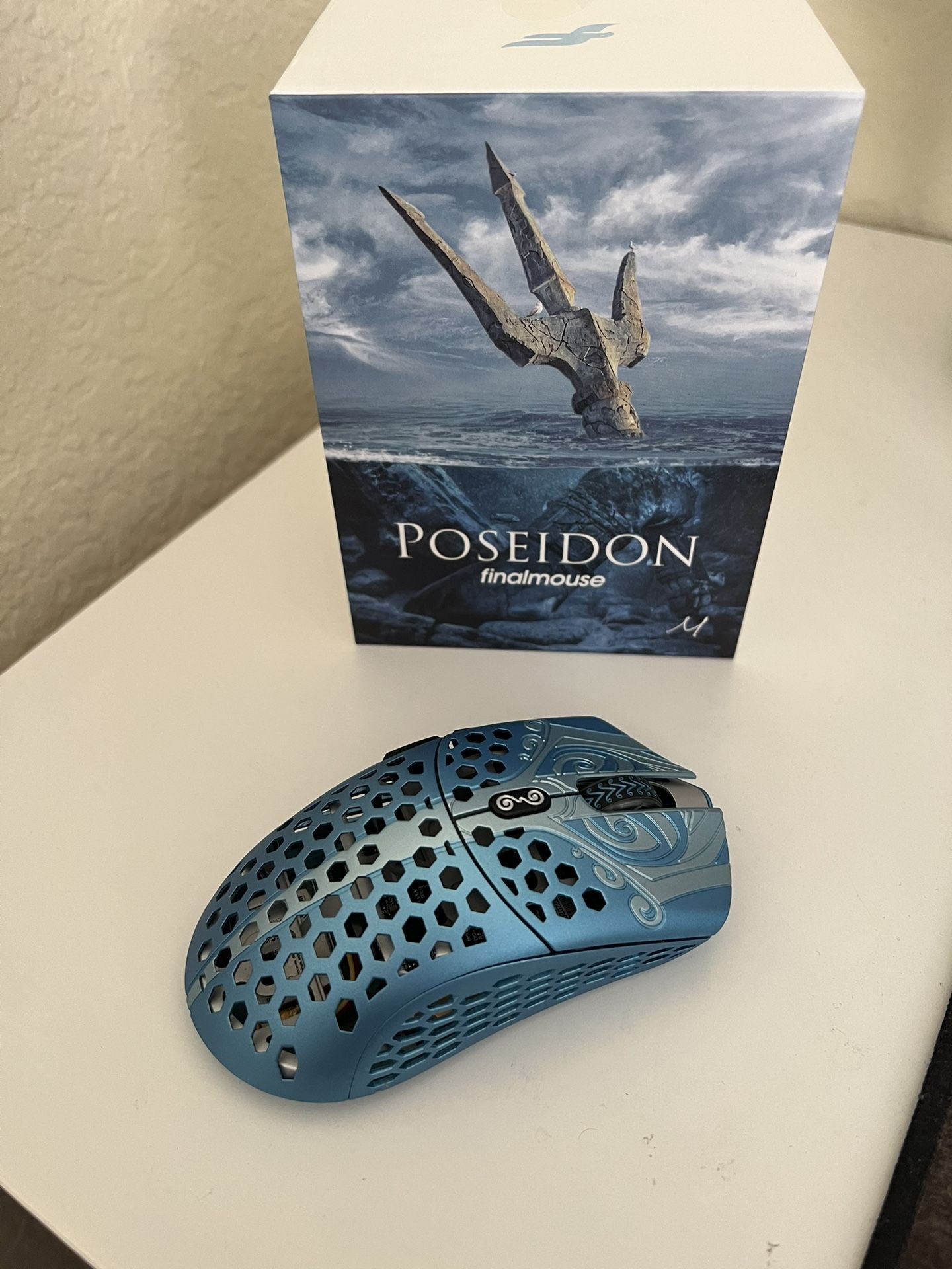 Finalmouse Starlight 12 Poseidon Gaming Mouse (medium) for Sale in