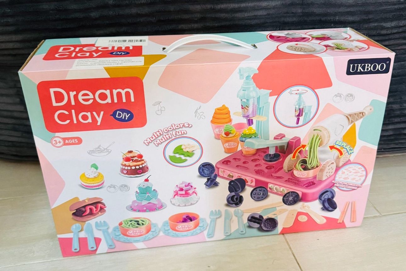 Play Dough Ice Cream Set $10 NEW Windermere Pick up 