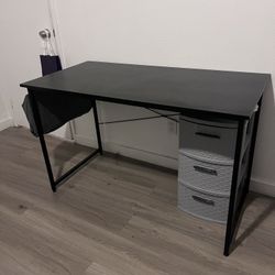 Black Computer Desk