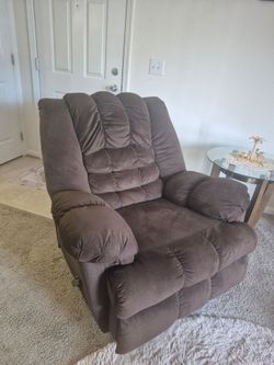 Comfortable Rocking Recliner Chair