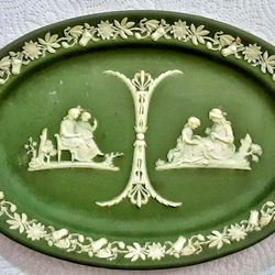 Antique Signed Wedgwood England Dark Green 9.5" Platter Plate