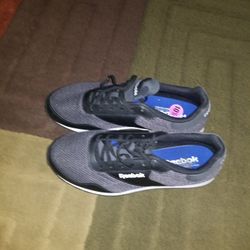 Reebok Shoes 10 And A Half