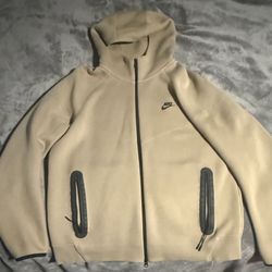 Nike Tech Fleece 