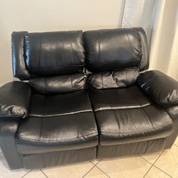 2 Person Reclining Couch 