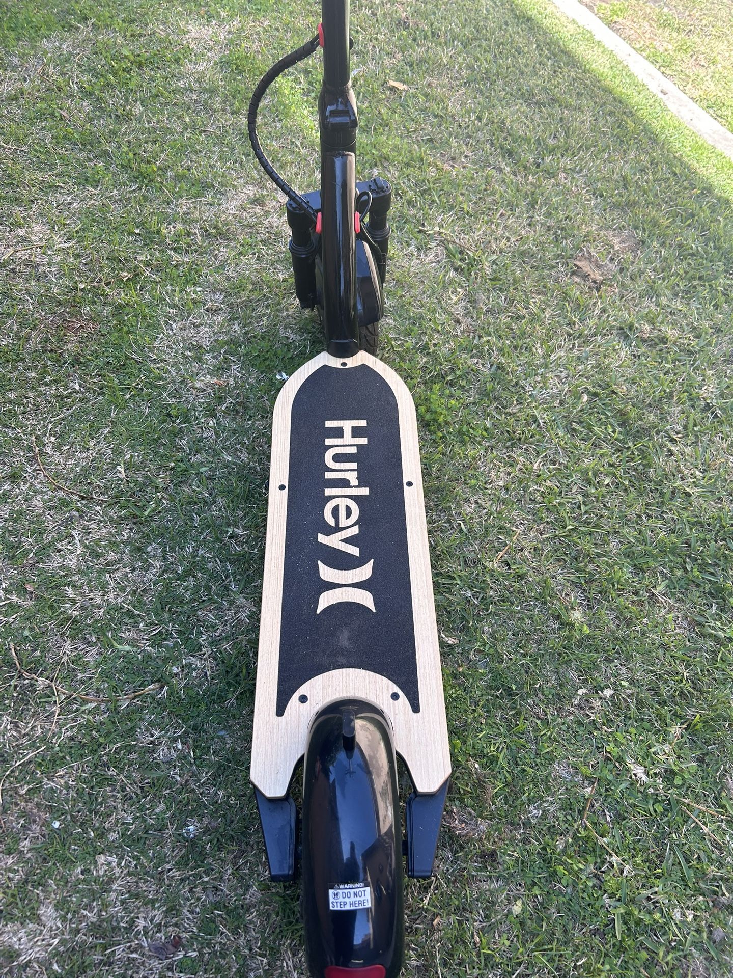 Semi Nueva Muy Bonita Grande .Hurley Scooter