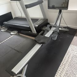 Like New Hydrow Rower