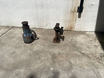 2 Gatos Uno Idraulico