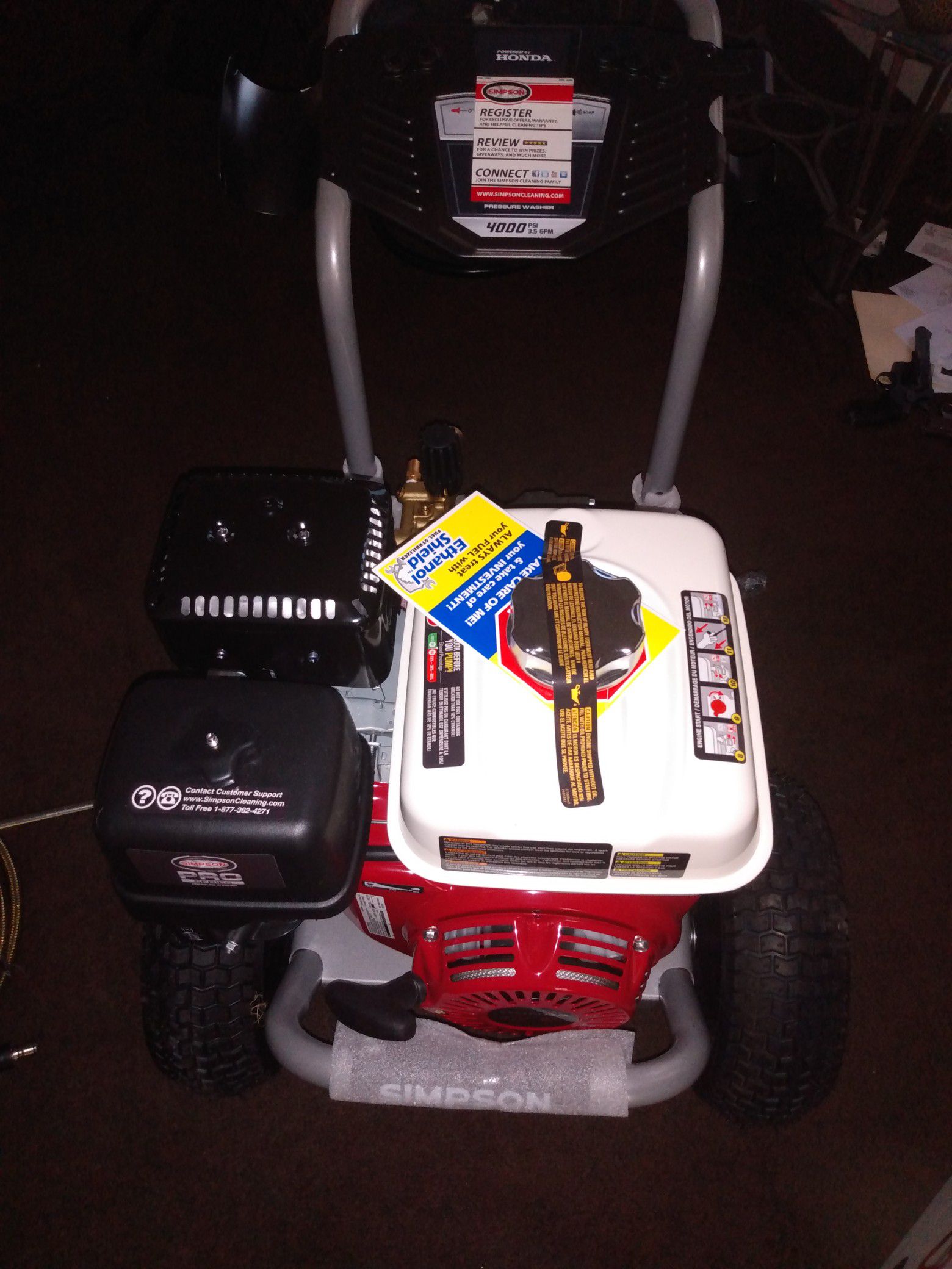 4000 PSI triple brand new pressure washer $650 serious buyers only