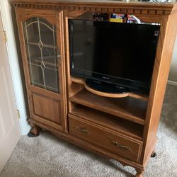 Tv Cabinet. Free if you pick up