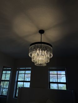 Black pendant lamp with crystals