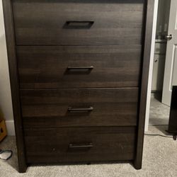 Room Dresser