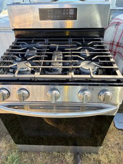 LG Stove