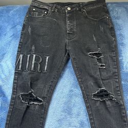 AMIRI JEANS 