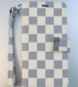 IPhone 11 Pro Max Wallet case checkered