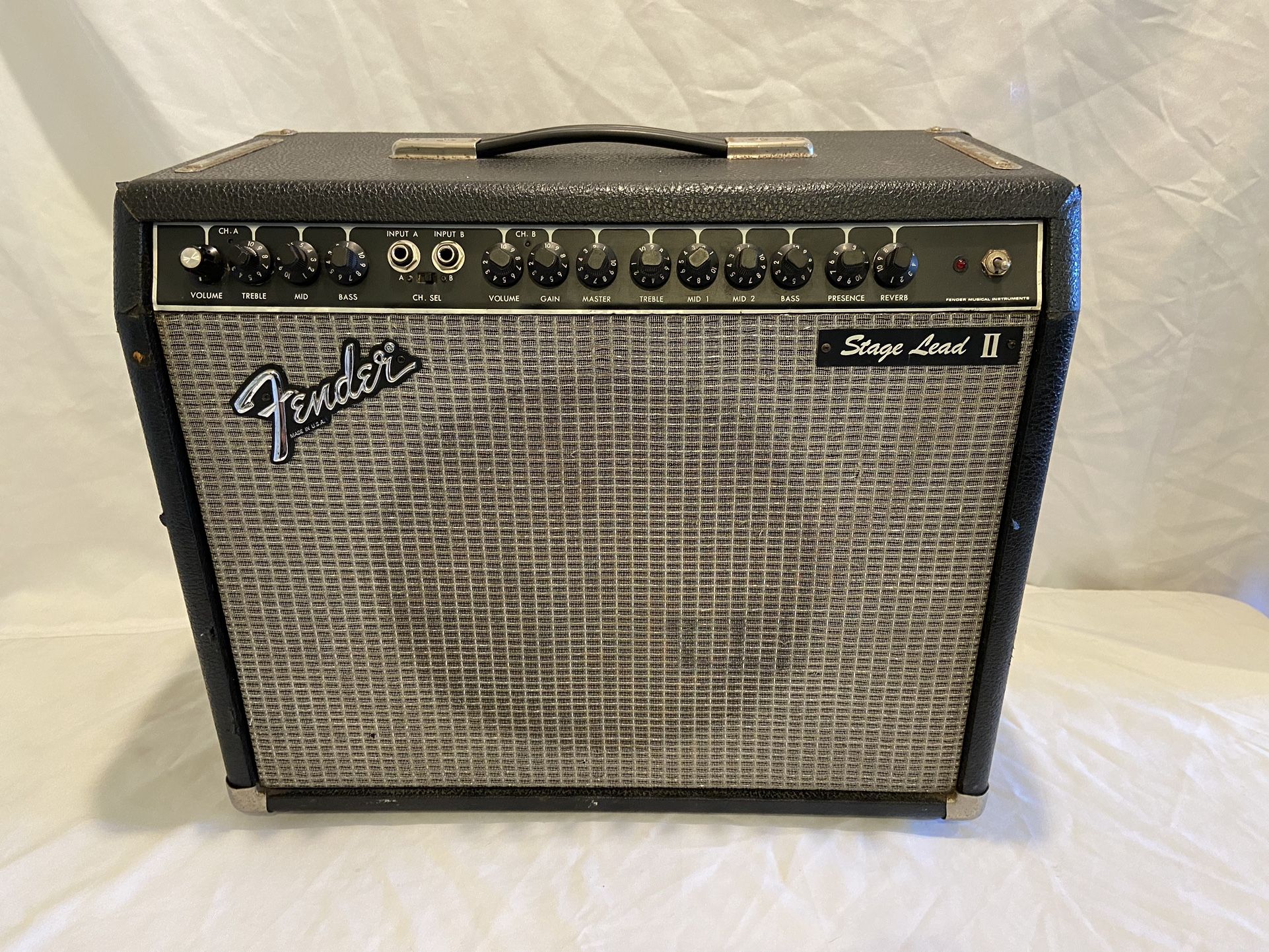 Vintage 1980s Fender Stage Lead II 1x12 100 Watt Combo Guitar Amplifier
