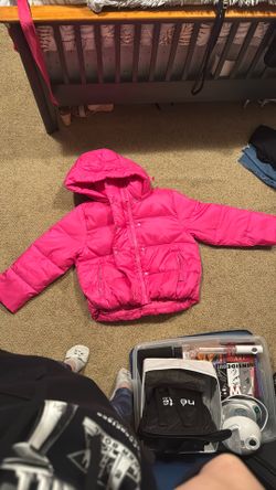 Pink Woman’s Puffer Coat Gap
