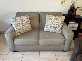 Small 2 Seater Couch In Good Conditions 