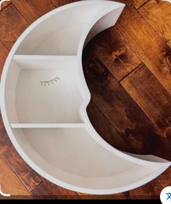 Pottery Barn Kids Crescent Moon White Shelf 24” x 20” $250 new