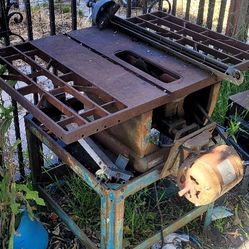 Vintage Craftsman Table Saw