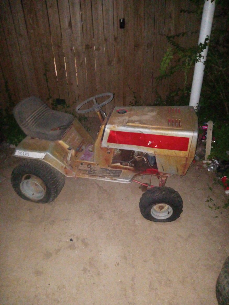 Vintage Murray Riding Mower