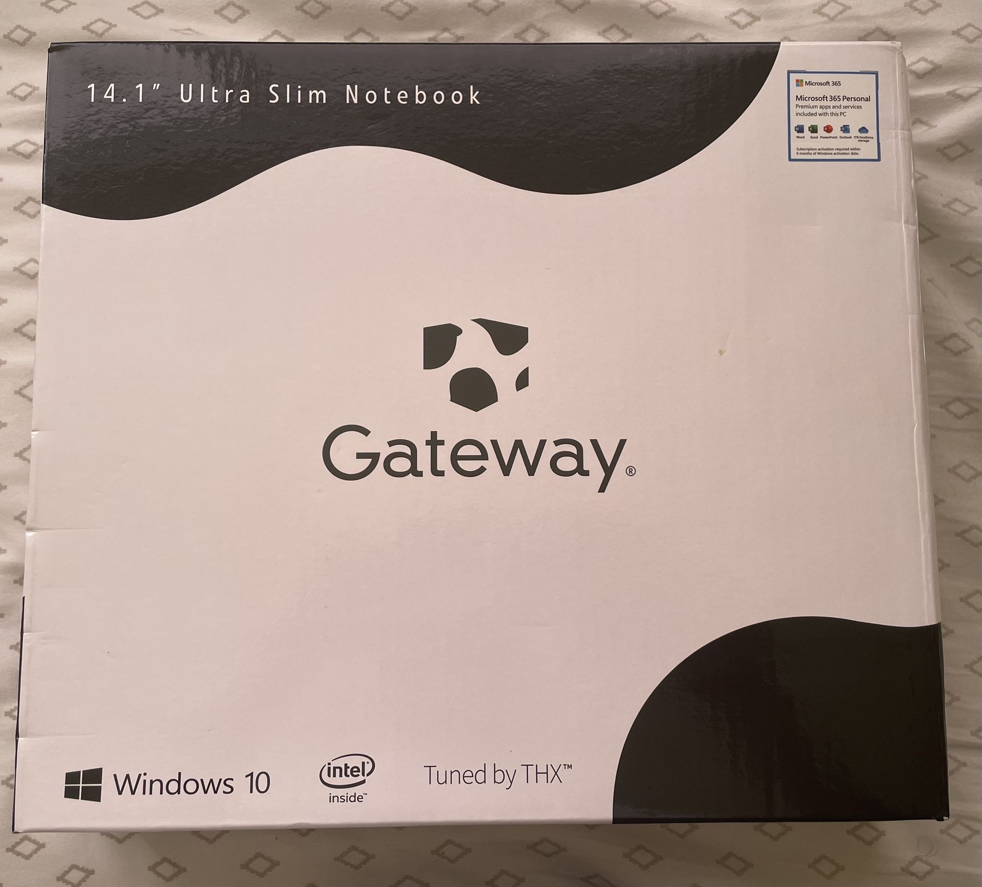Gateway Laptop (sealed) (negotiable) 