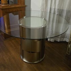 Glass Pedastal Table