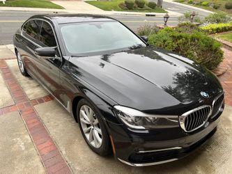 2017 BMW 740i