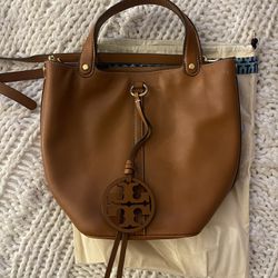 Tory Burch Leather Bag 