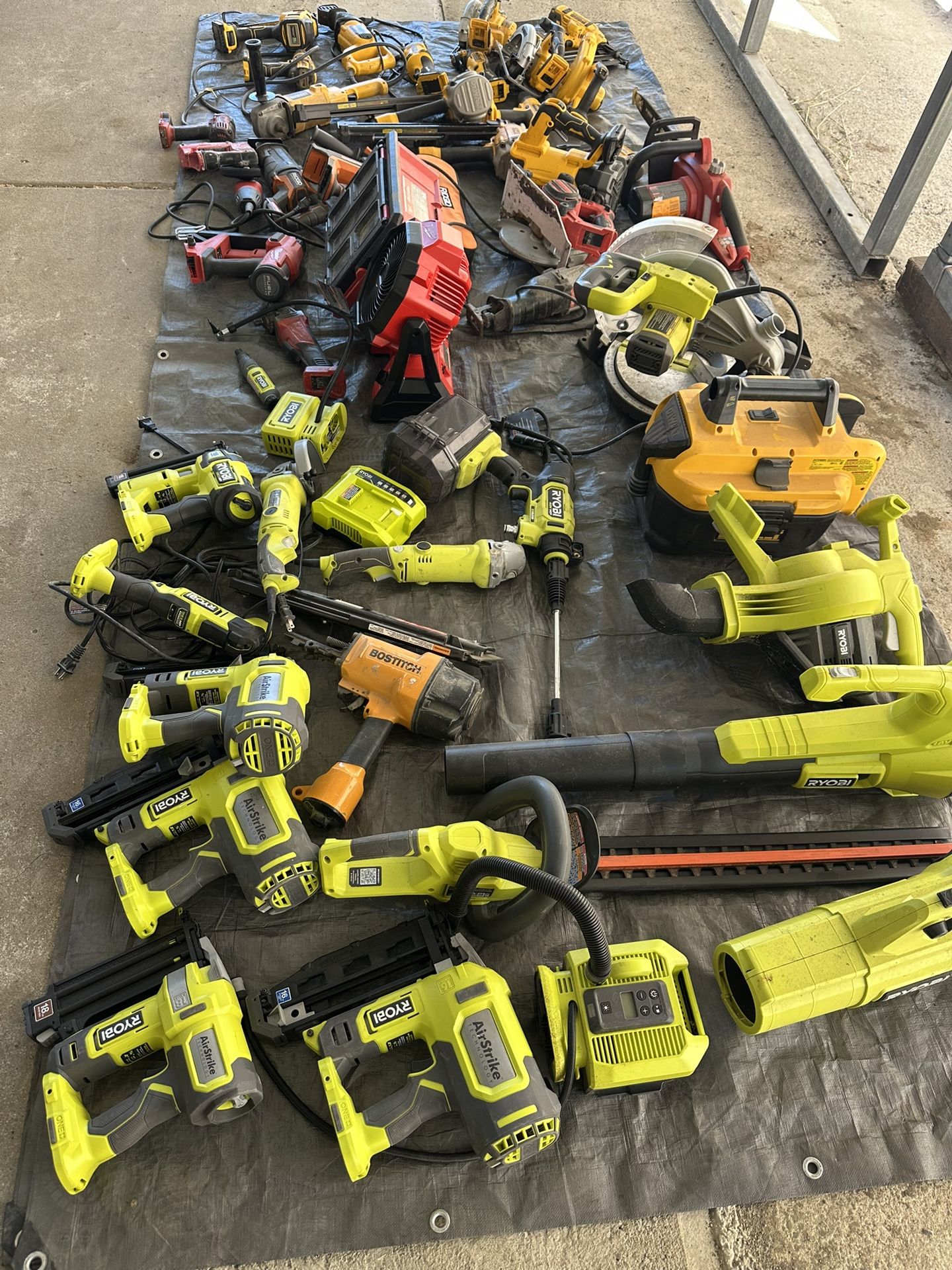 Milwaukee Dewalt Ryobi Tools