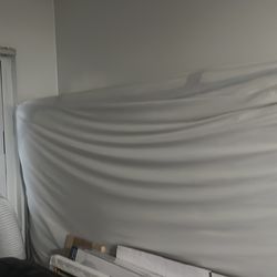 King sized Awara matress  great condition