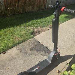 TurboAnt Commuter Scooter