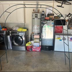 Brand new 4.6 Feet Wide x7.9 Feet High,Assemble Freely Lightweight Wide Garden Arch for Various Climbing Plant Wedding Garden Arch Bridal Party Decora