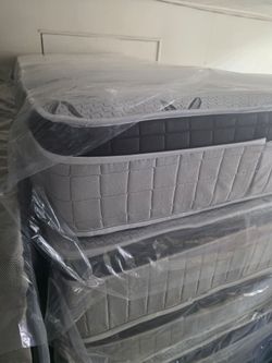 Brand new beds for sale twin set $130