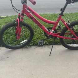 BCA 20-inch Crossfire girl's mountain bike in pink