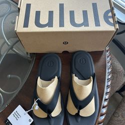 Lululemon Sandles
