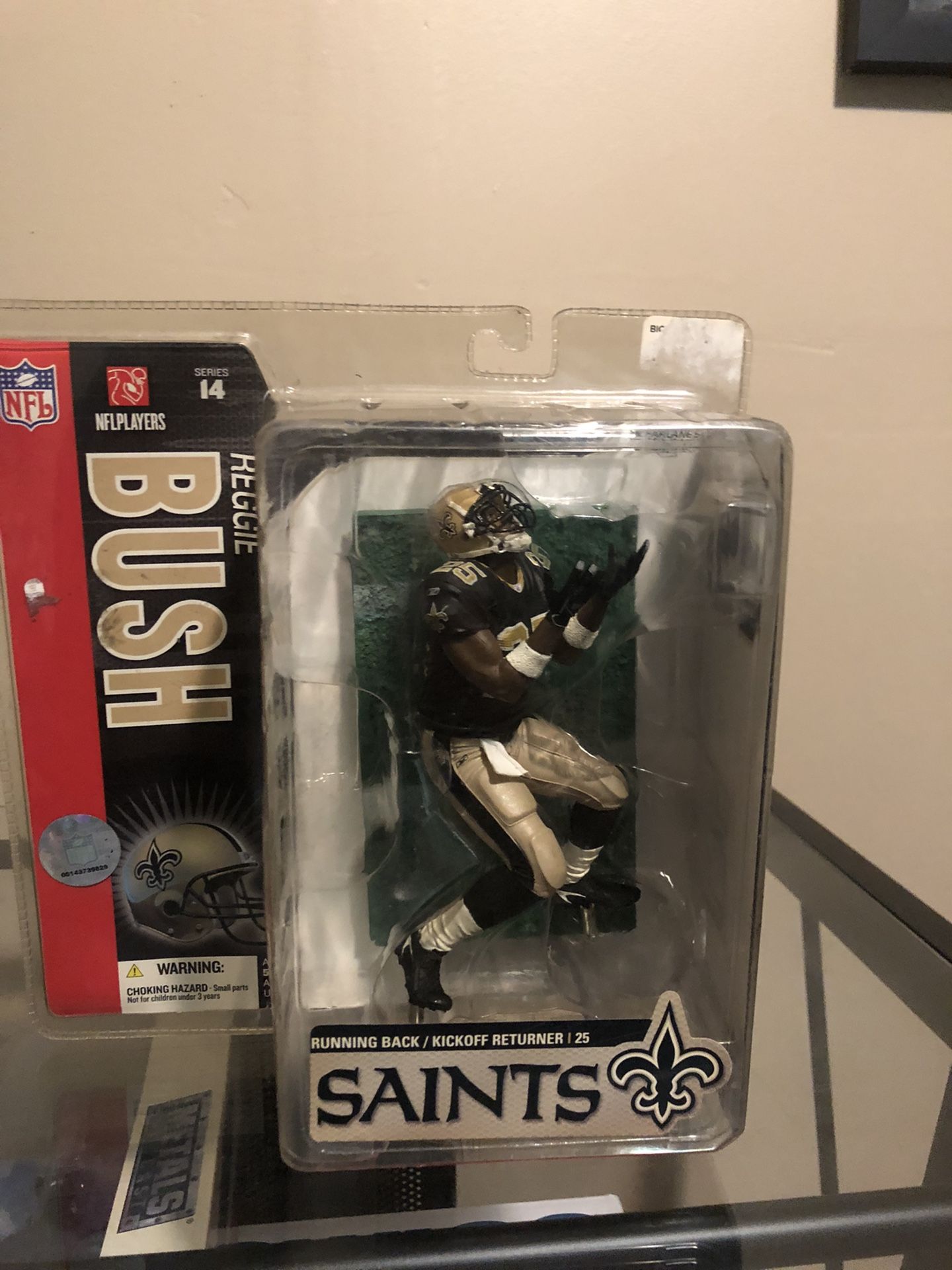 2006 McFarlane NFL New Orleans Saints Reggie Bush Series 14 Figure NIP