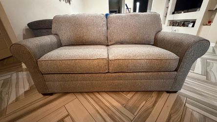 Cindy Crawford Sleeper Sofa