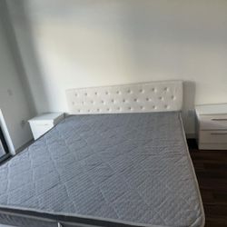 Bed King Size 
