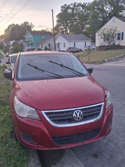 Volkswagen routan 2009